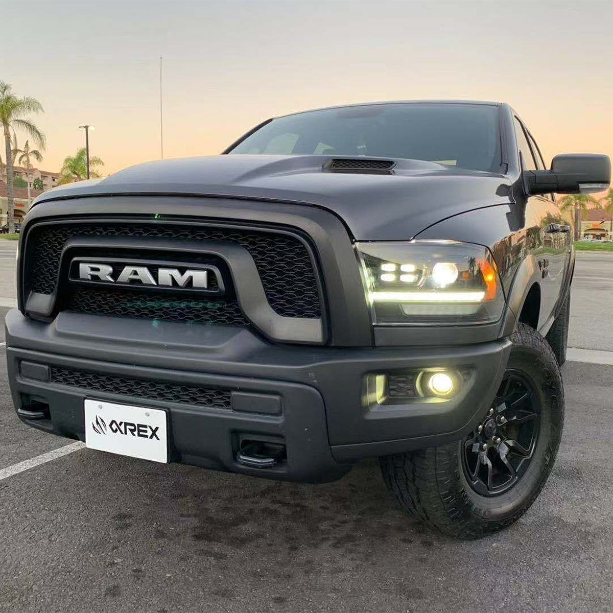 FAROS DELANTEROS PRO-SERIES ALPHAREX PARA DODGE RAM 1500 2009 - 2018