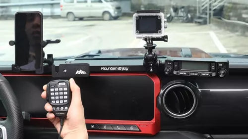 TABLERO MULTIFUNCIONAL CELULAR RADIO PARA JEEP WRANGLER JL Y GLADIADOR JT
