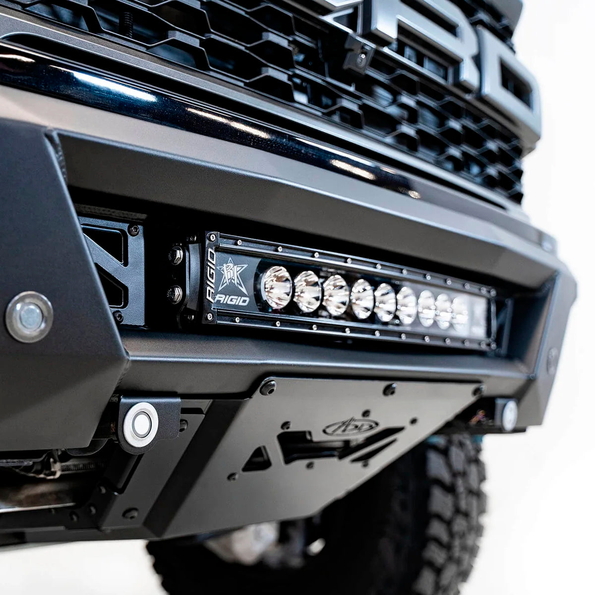 DEFENSA DELANTERA PHANTOM PARA FORD F-150 RAPTOR/RAPTOR R 2021 - 2024