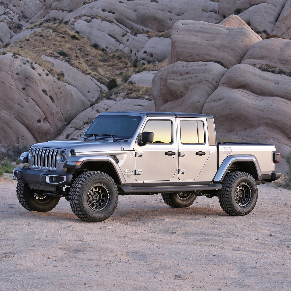 KIT DE ELEVACIÓN DEPORTIVA FABTECH PARA JEEP GLADIADOR JT