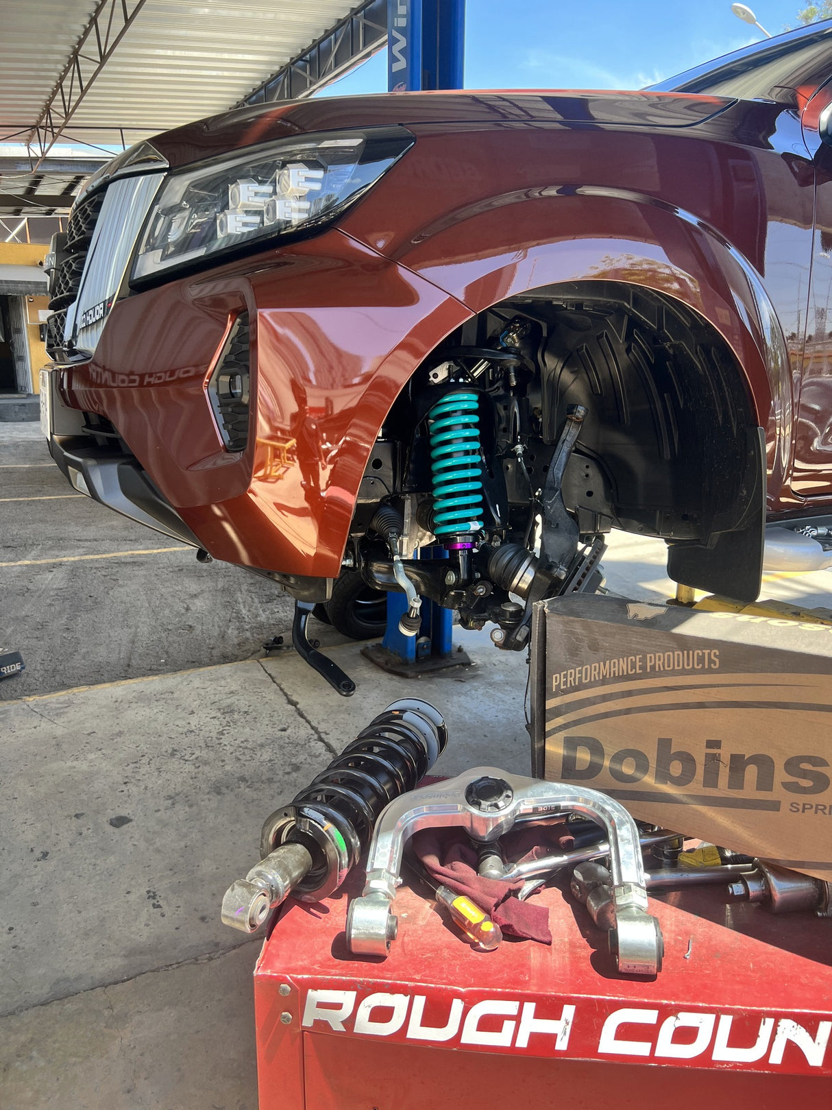 SUSPENSION DOBINSONS IMS LIFT KIT 2" PARA NISSAN NP300 FRONTIER DIESEL