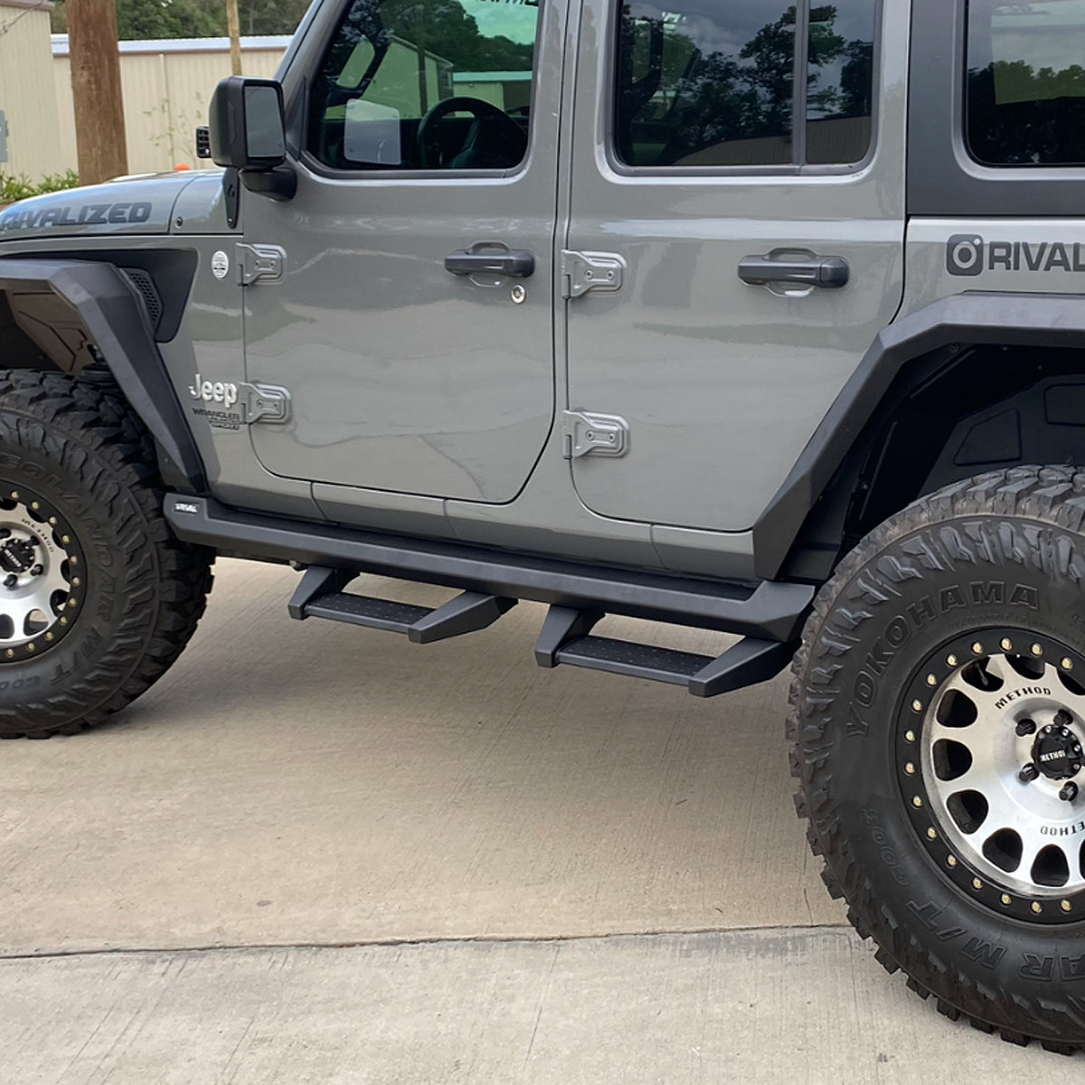 ESCALÓN PARA ESTRIBOS RIVAL 4X4 PARA JEEP WRANGLER JL 2018 - 2024