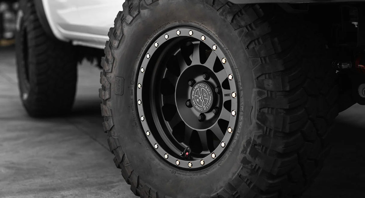 TAPA DE RIN METHOD LOGO 107MM NEGRO