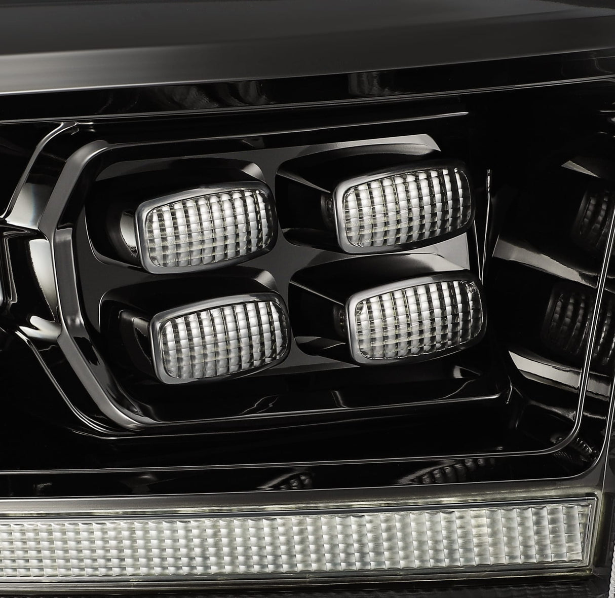FAROS DELANTEROS PRO-SERIES ALPHAREX PARA DODGE RAM 1500 2009 - 2018