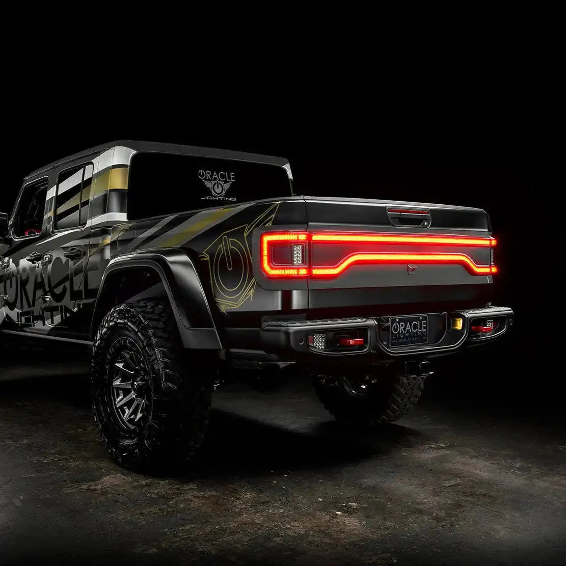 LUZ LED TAPA TRASERA RACETRACK ORACLE PARA JEEP GLADIADOR 2020 - 2023
