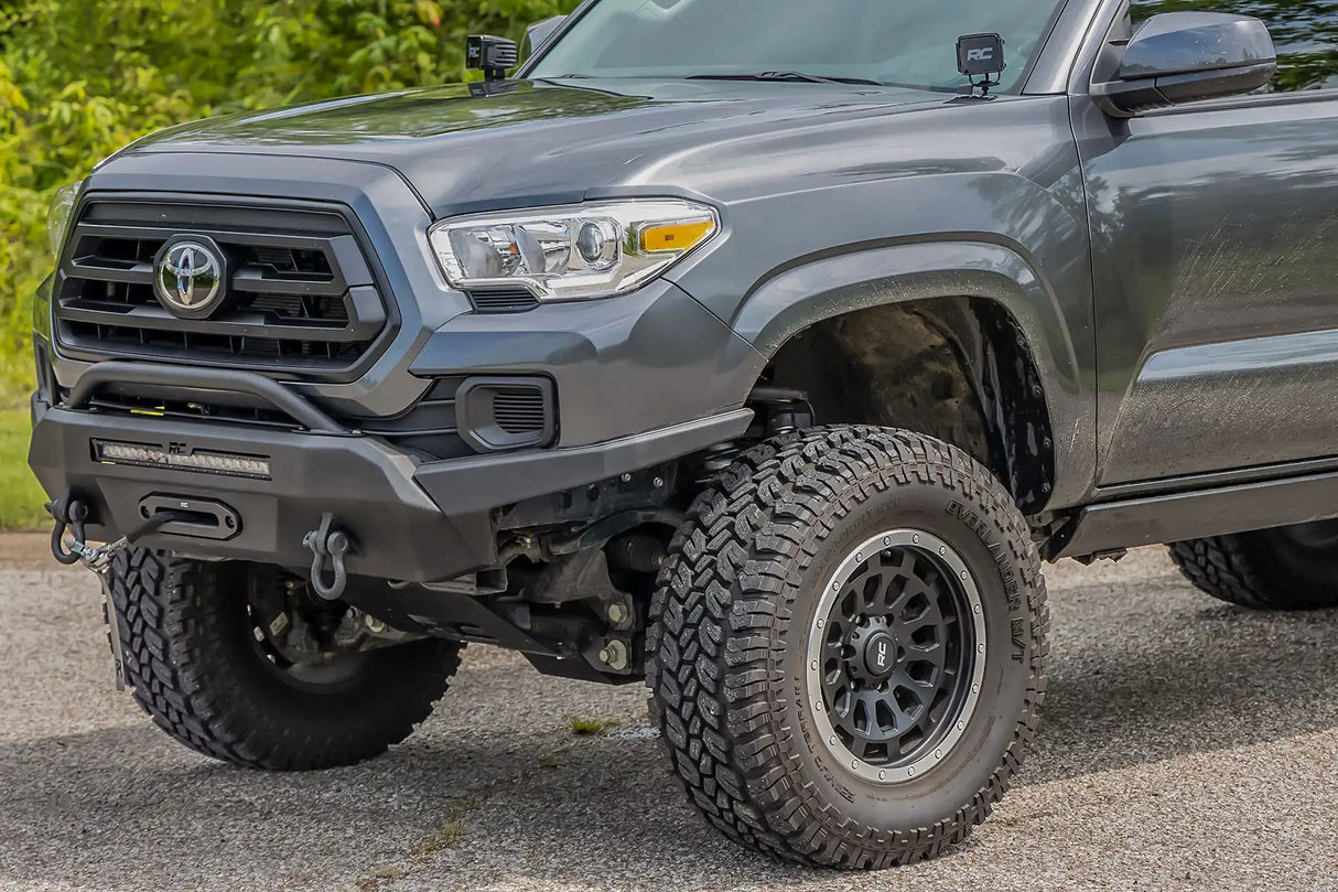 DEFENSA DELANTERA ROUGH COUNTRY PARA TOYOTA TACOMA 2016 - 2023