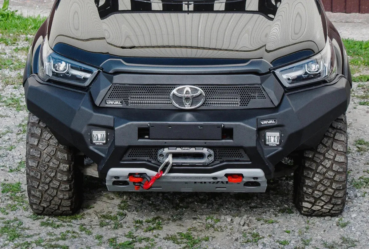 Bumper Delantero Sin Led Rival Para Toyota hilux 2021-25