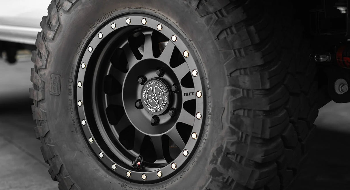 TAPA DE RIN METHOD LOGO 107MM NEGRO