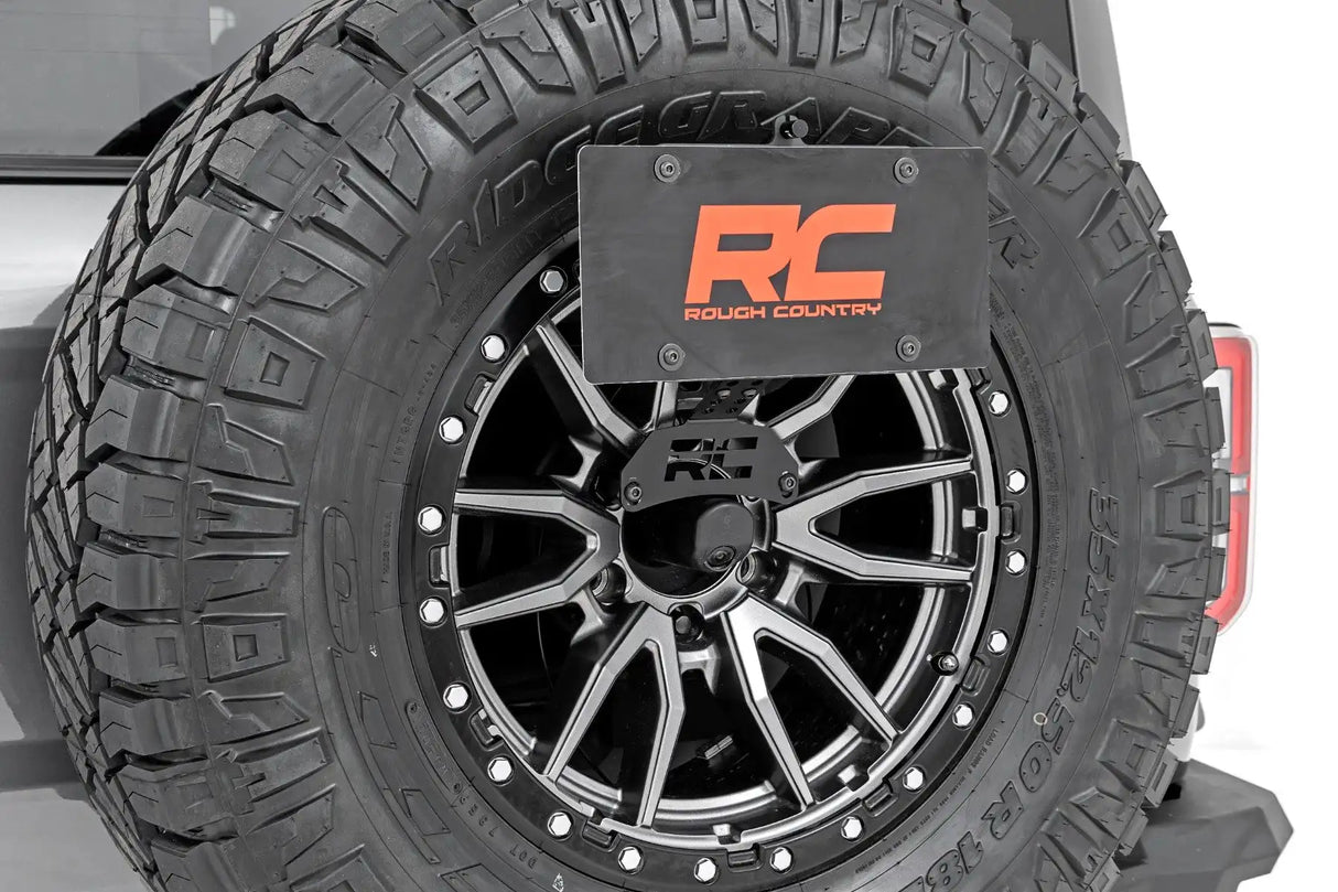 SOPORTE DE REUBICACIÓN DE MATRICULA ROUGH COUNTRY PARA FORD BRONCO 2021 - 2024