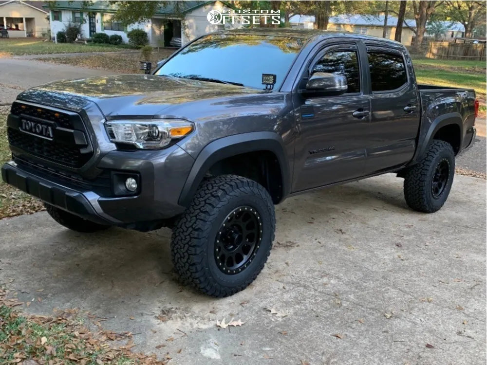Rines 17 X 8.5 Method Mr305 Tacoma Hilux Ranger Chevrolet Negro