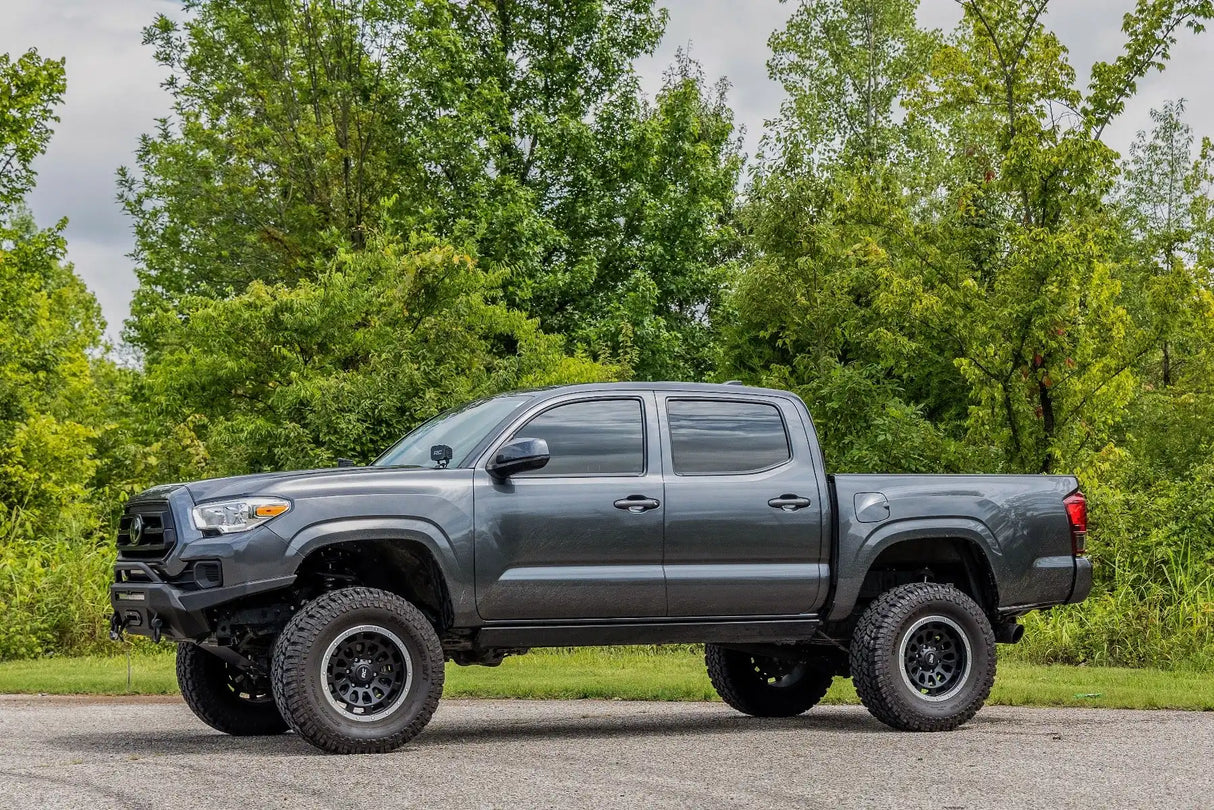 DEFENSA DELANTERA ROUGH COUNTRY PARA TOYOTA TACOMA 2016 - 2023