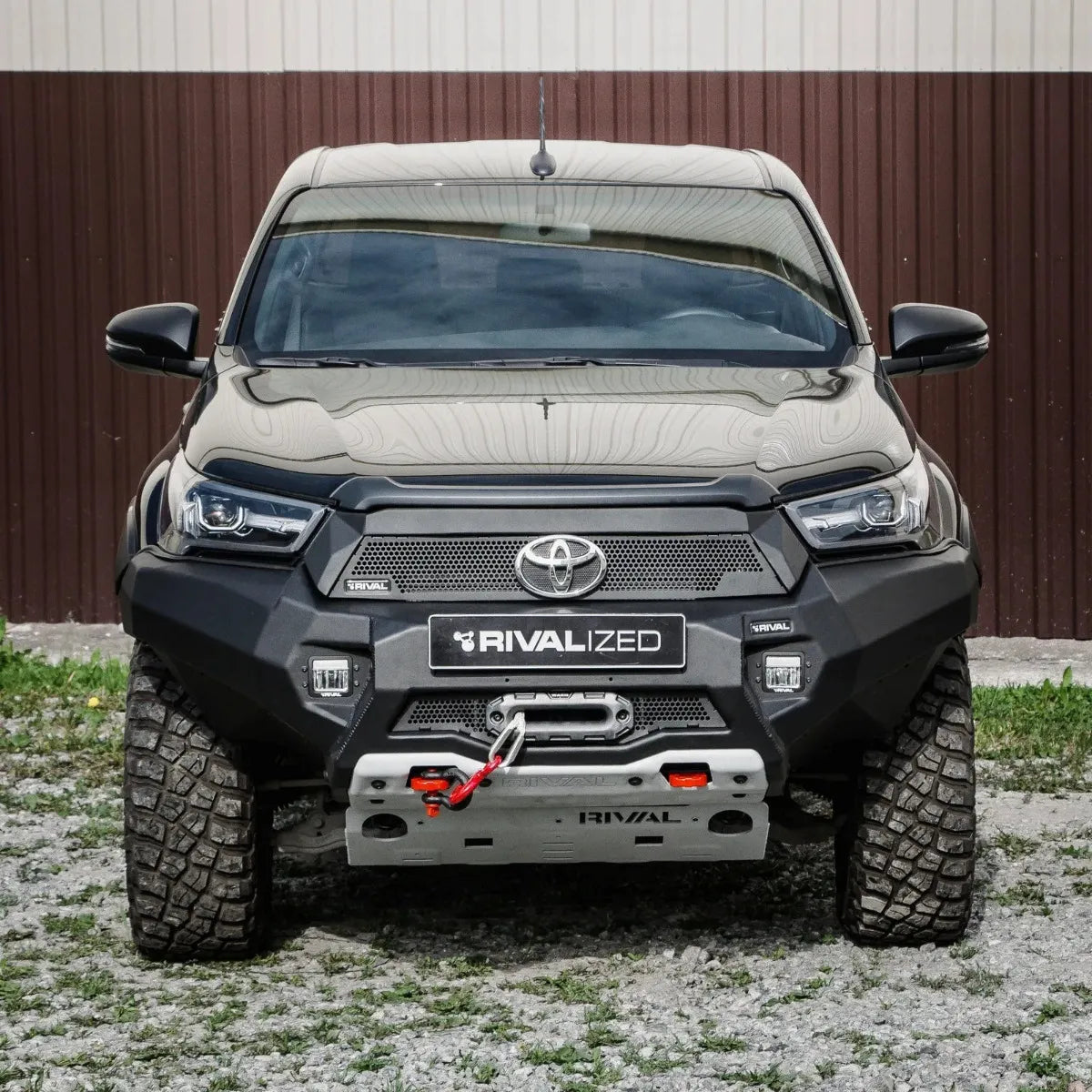 Bumper Delantero Sin Led Rival Para Toyota hilux 2021-25