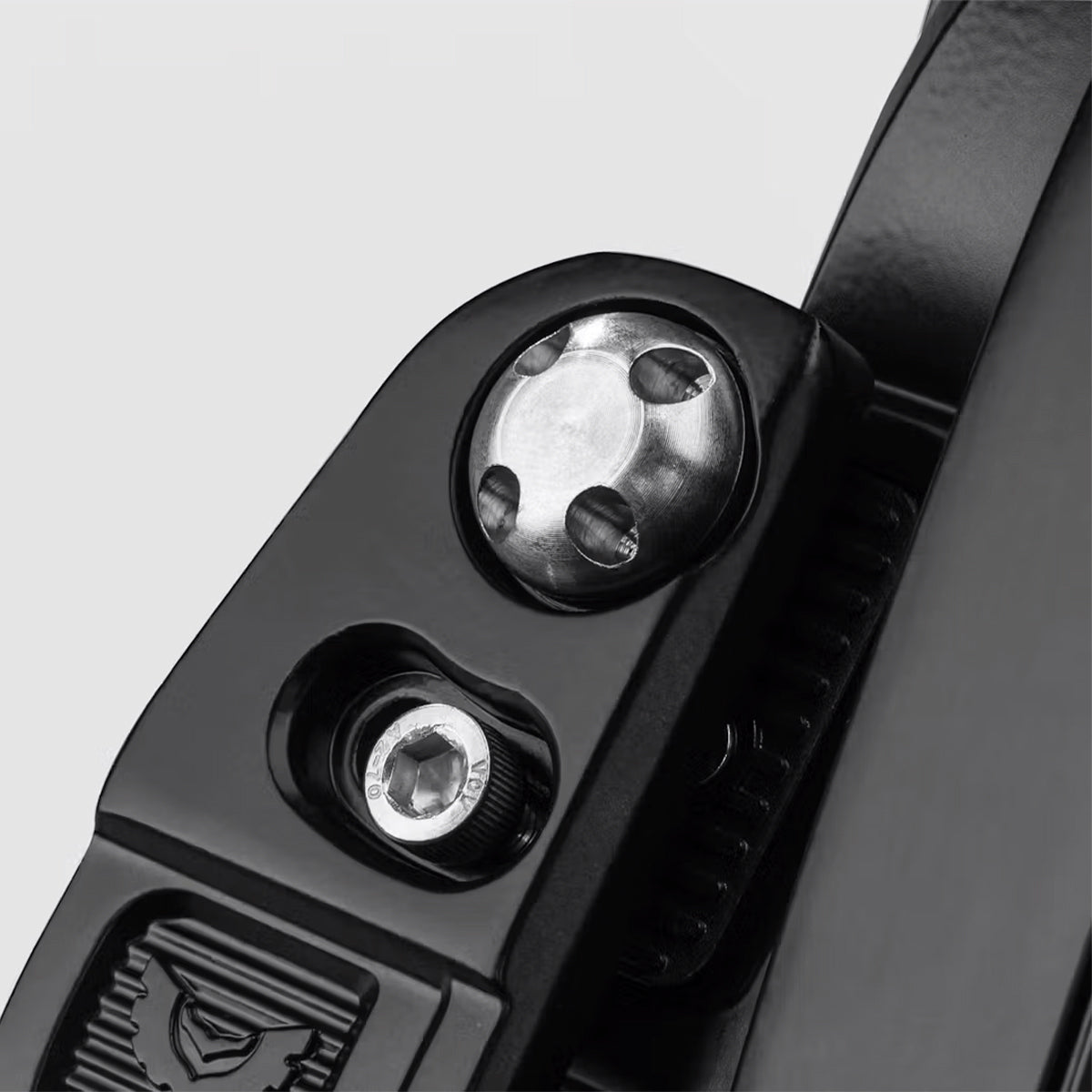 TYPE-X™ EVO 8.5 INCH KIT ANTIRROBO