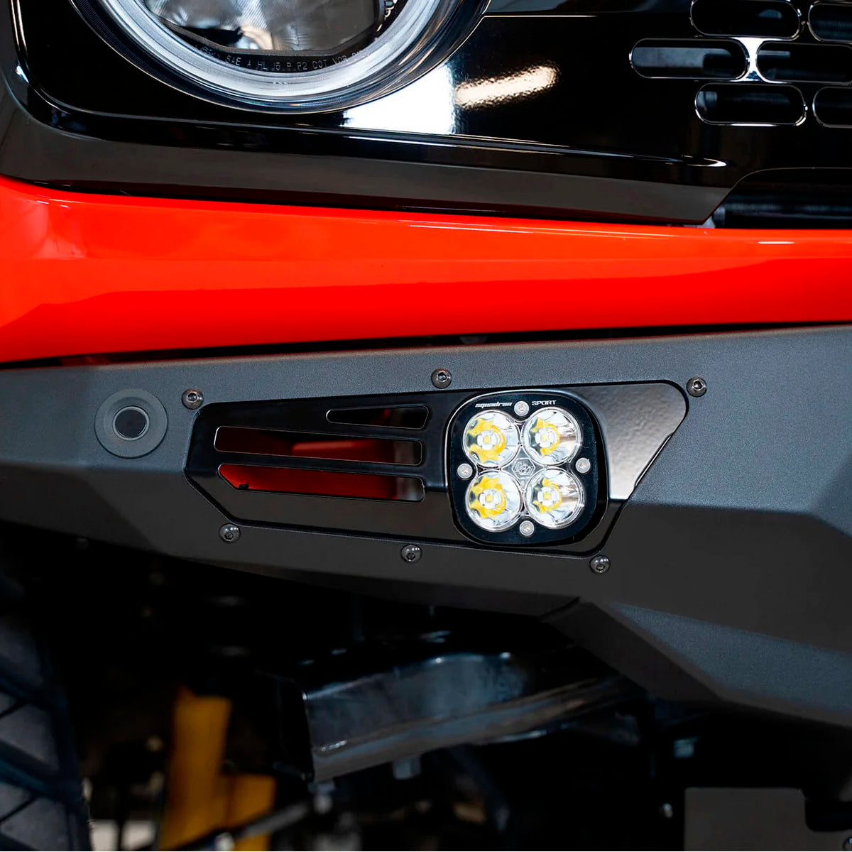 DEFENSA DELANTERA BOMBER PARA FORD BRONCO 2021 - 2024