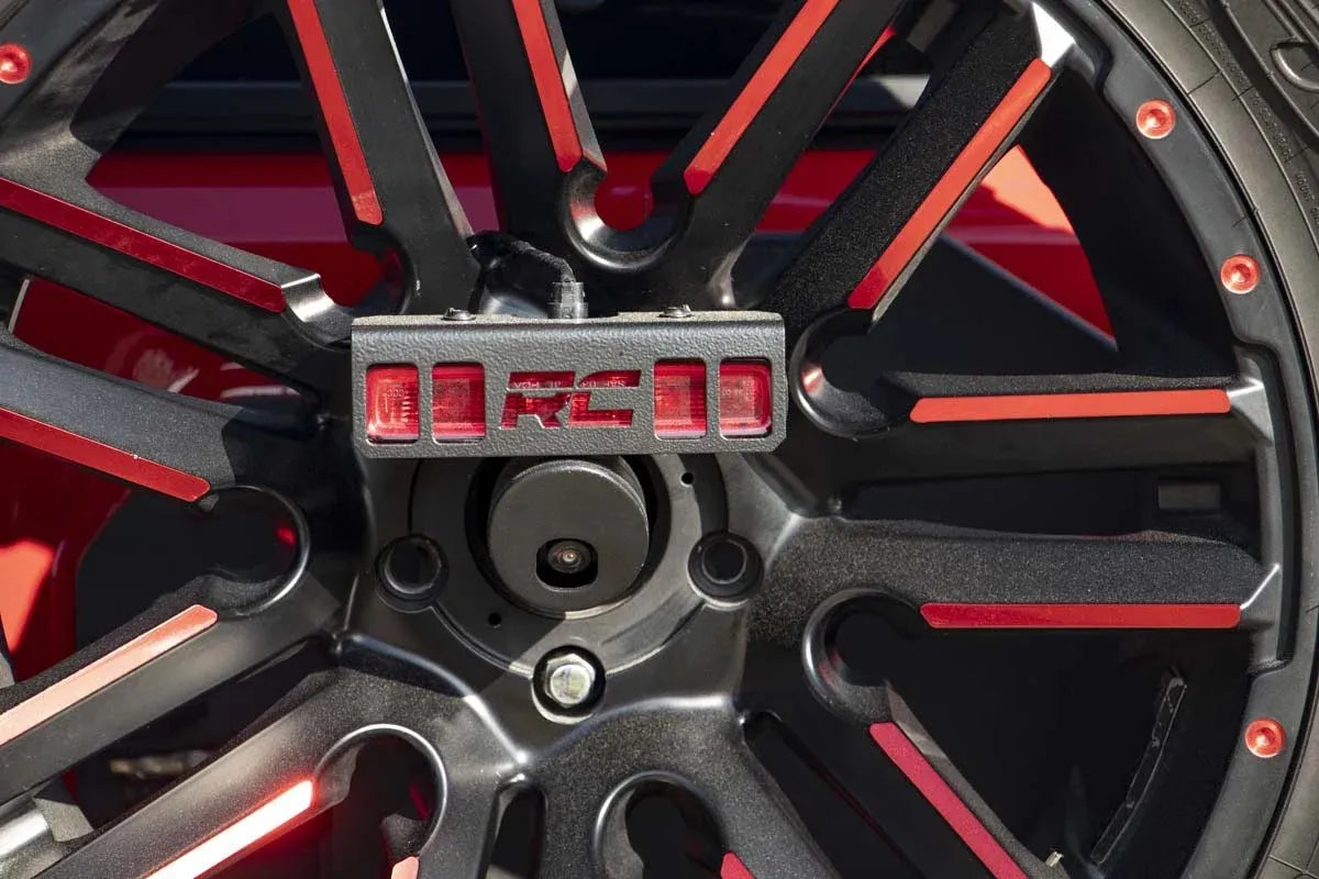 Soporte Reubicación Luz De Freno Wrangler Jl Unlimited 18-25