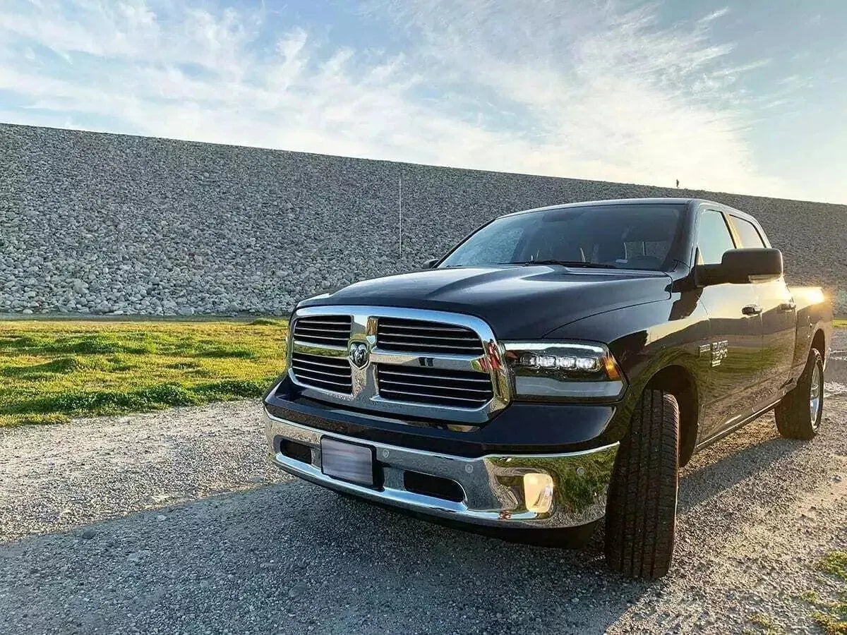 Par De Faros Principales Halógeno Alpharex Dodge Ram 2009-18