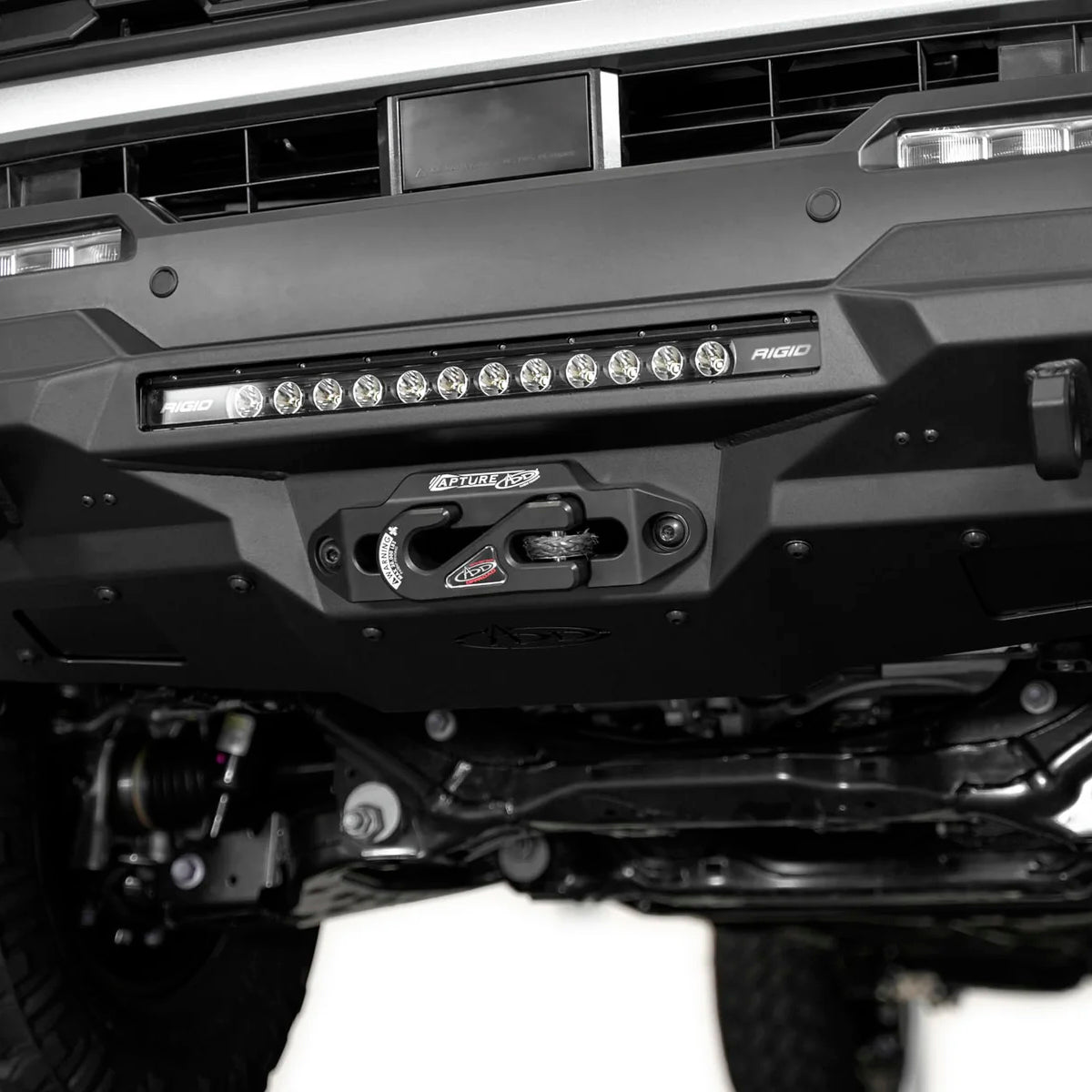 BUMPER DEFENSA DELANTERA STEALTH PARA TOYOTA TACOMA 2024+