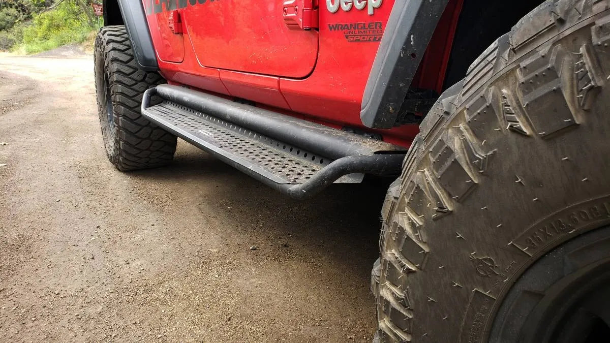 Estribos Laterales Dominator D1 Para Jeep Wrangler Jl 2018+