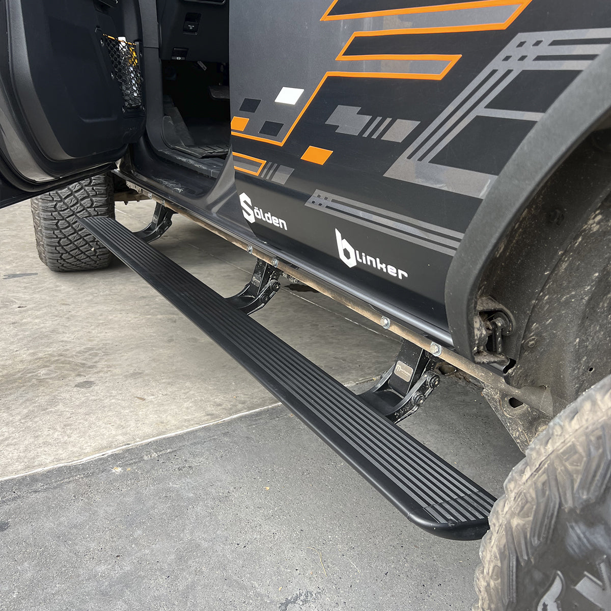 ESTRIBOS ELECTRICOS MST MASTODON PARA TOYOTA TACOMA 2017 - 2023