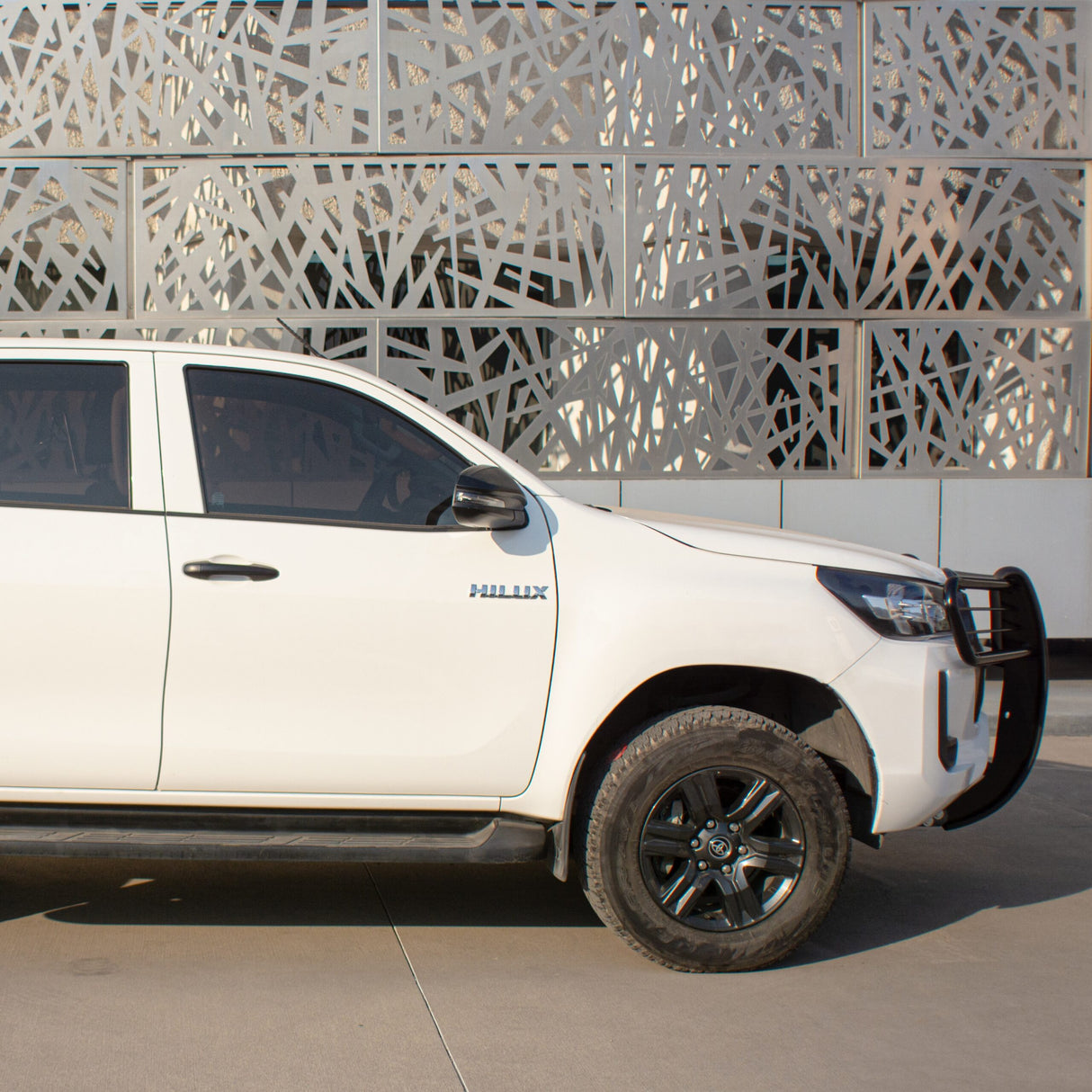 BURRERA EUROGUARD TOYOTA HILUX 2016-2023