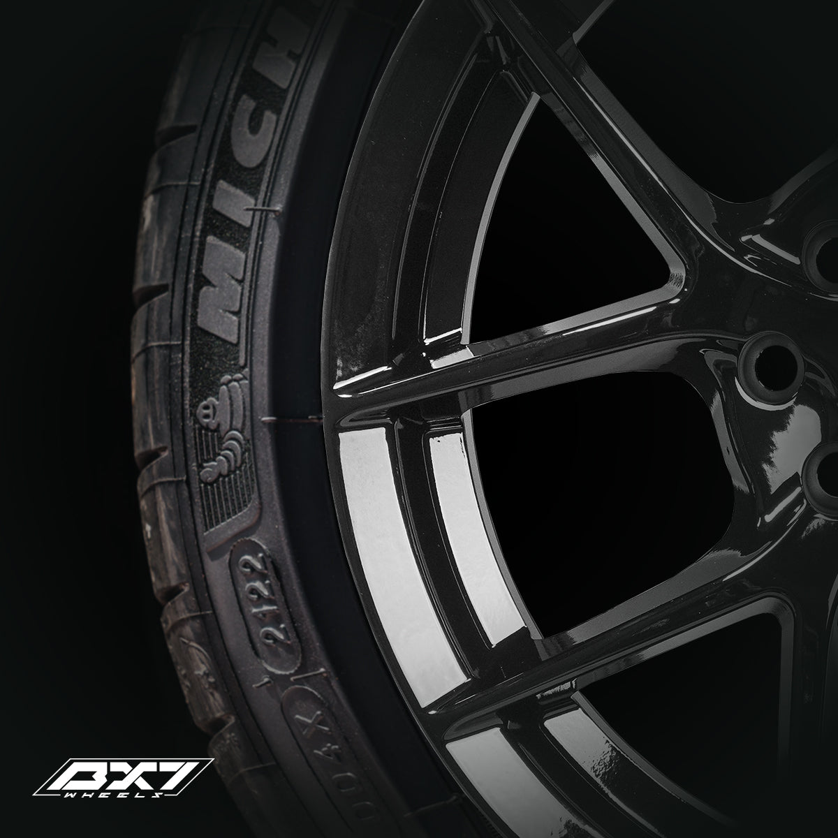 RINES BX7 FW0 15 4X100/114.3 / ET 35/ CB 73.1/ NEGRO-GLOSS BLACK