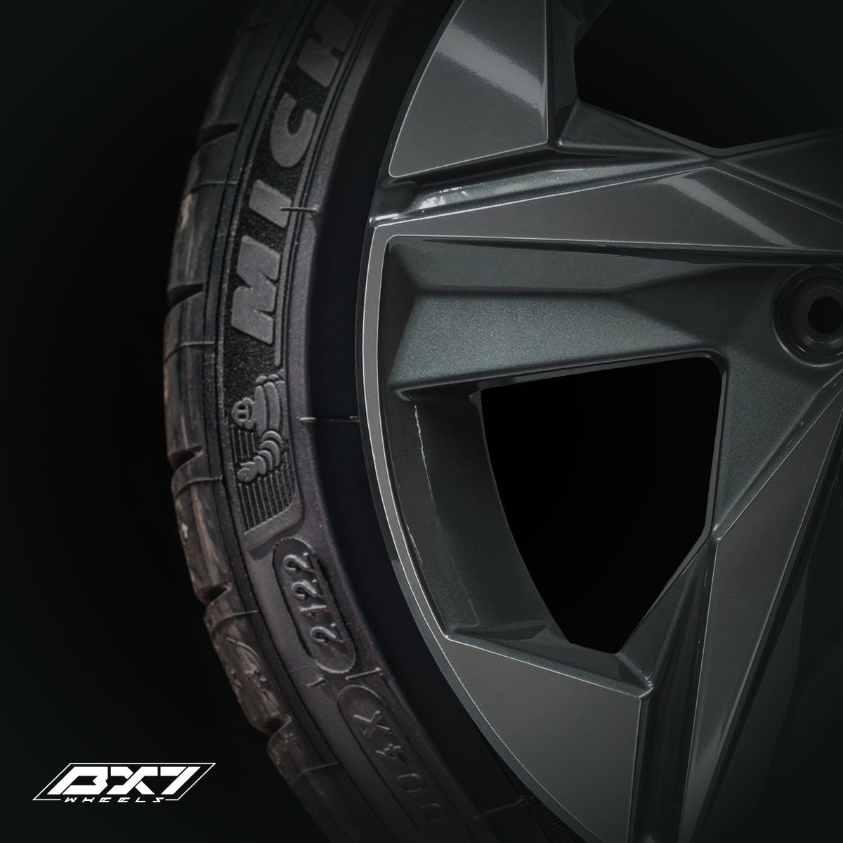 RIN BX7 FW3 17 5X114.3/ ET 49/ CB 67.1/ NEGRO-GUNMETAL MACHINED FACE