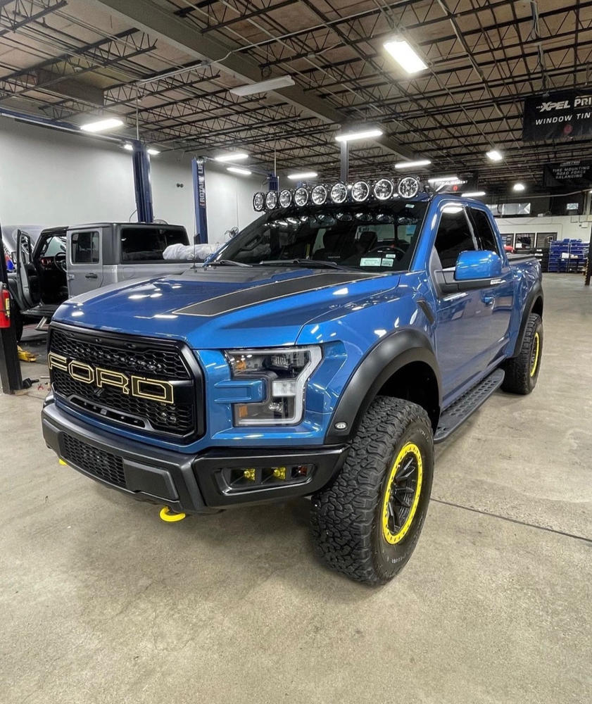 JUEGO DE SOPORTES - MONTAJE SUPERIOR - PAR - PARA FORD F150 / RAPTOR 15-23