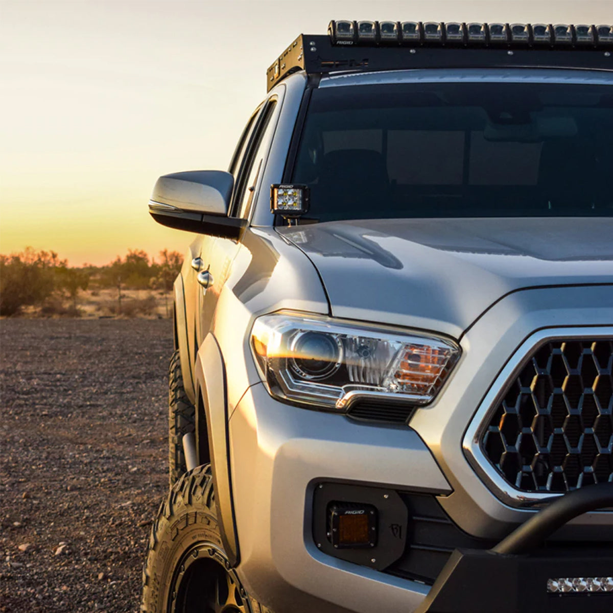 KIT FAROS BASES + CUBIERTAS D PILAR RIGID PARA TOYOTA TACOMA 2016 - 2023