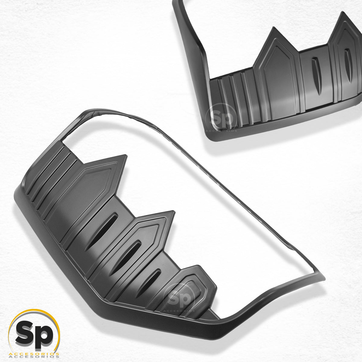 MOLDURAS ADORNO PROTECTOR DE CALAVERAS PARA MITSUBISHI L200 2019