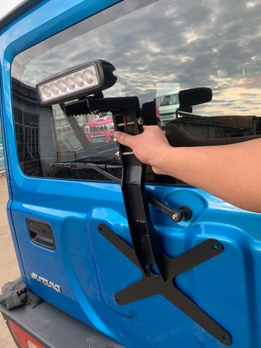 STOP TRASERO LED TIPO JEEP 4X4 PARA SUZUKI JIMNY 2020 - 2024