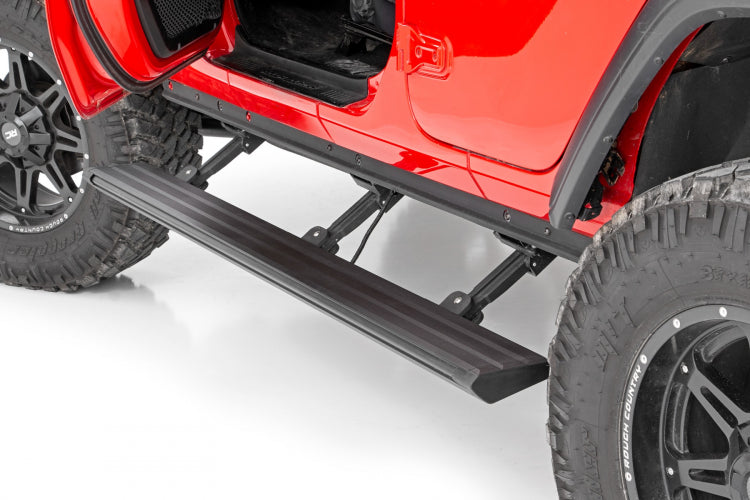 ESTRIBOS ROUGH COUNTRY PARA JEEP WRANGLER 4 PUERTAS JL 2018 - 2024