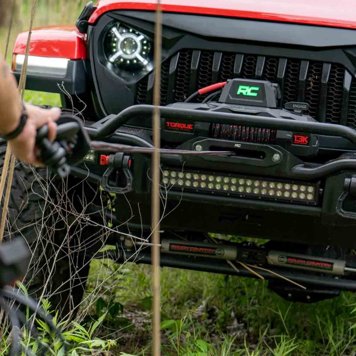 WINCH DE TORSIÓN DE 13000 LIBRAS ROUGH COUNTRY CUERDA SINTÉTICA