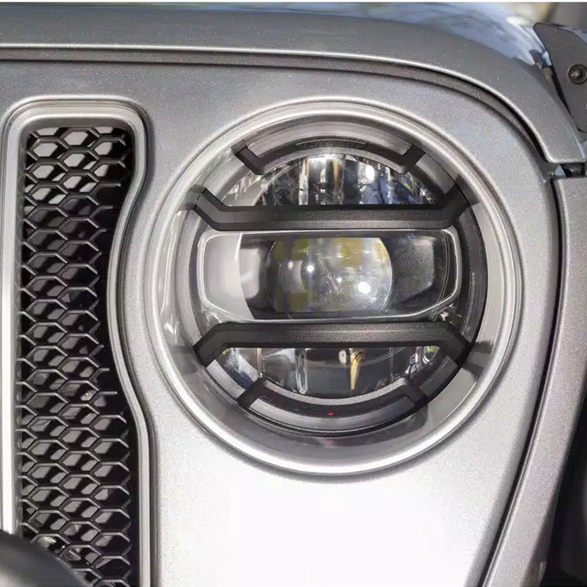 PROTECTOR DE LUCES PRINCIPALES PARA JEEP WRANLGER JL 2018 - 2024 Y GLADIADOR JT 2019 - 2024