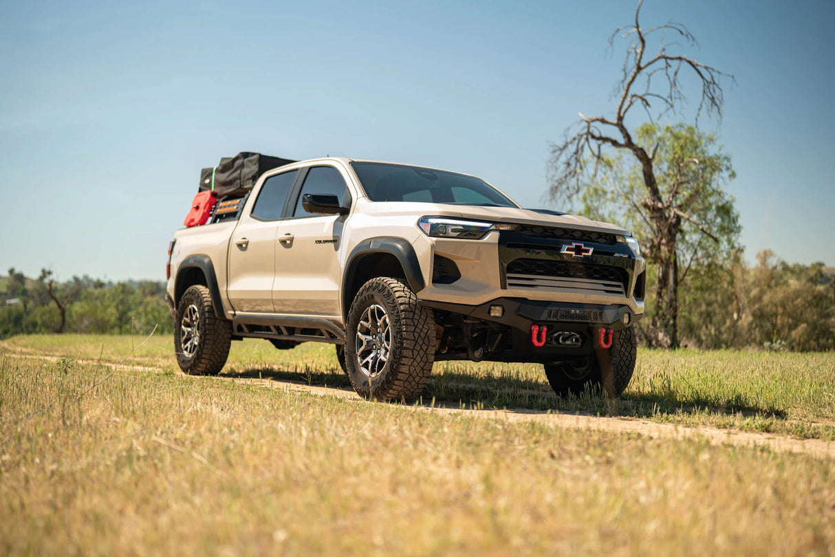 Bumper Defensa Delantera DV8 Off Road Metalica Compatible Con Winch para Chevrolet Colorado ZR2 2023-2026