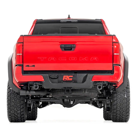 KIT DE GRILLETES TRASEROS ROUGH COUNTRY PARA TOYOTA TACOMA 2WD/4WD 2024