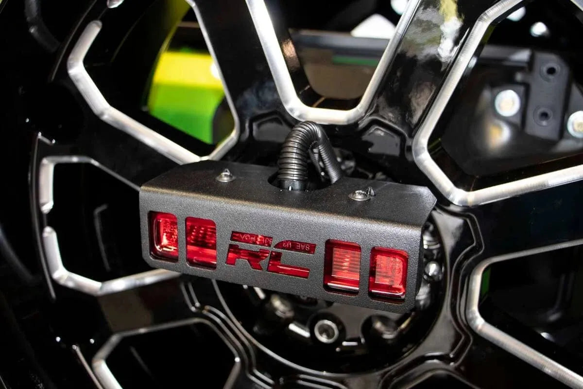 Soporte Reubicación Luz De Freno Wrangler Jl Unlimited 18-25