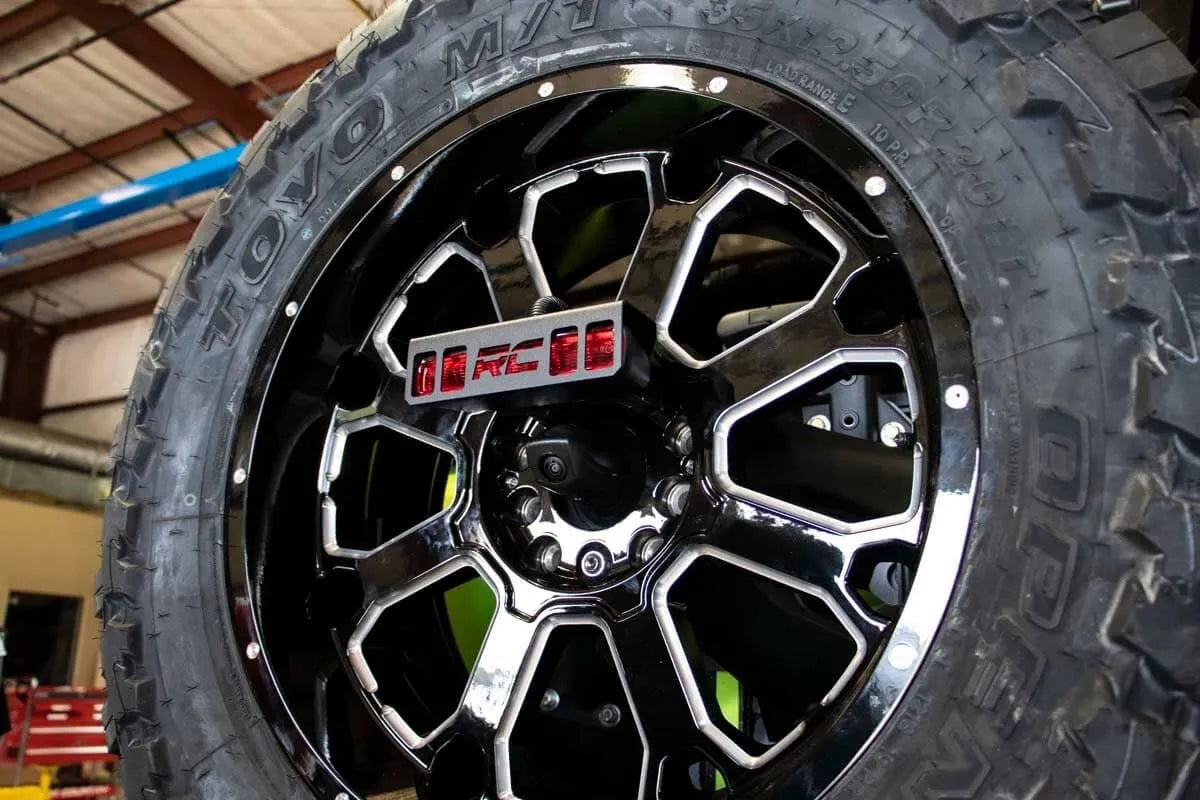 Soporte Reubicación Luz De Freno Wrangler Jl Unlimited 18-25