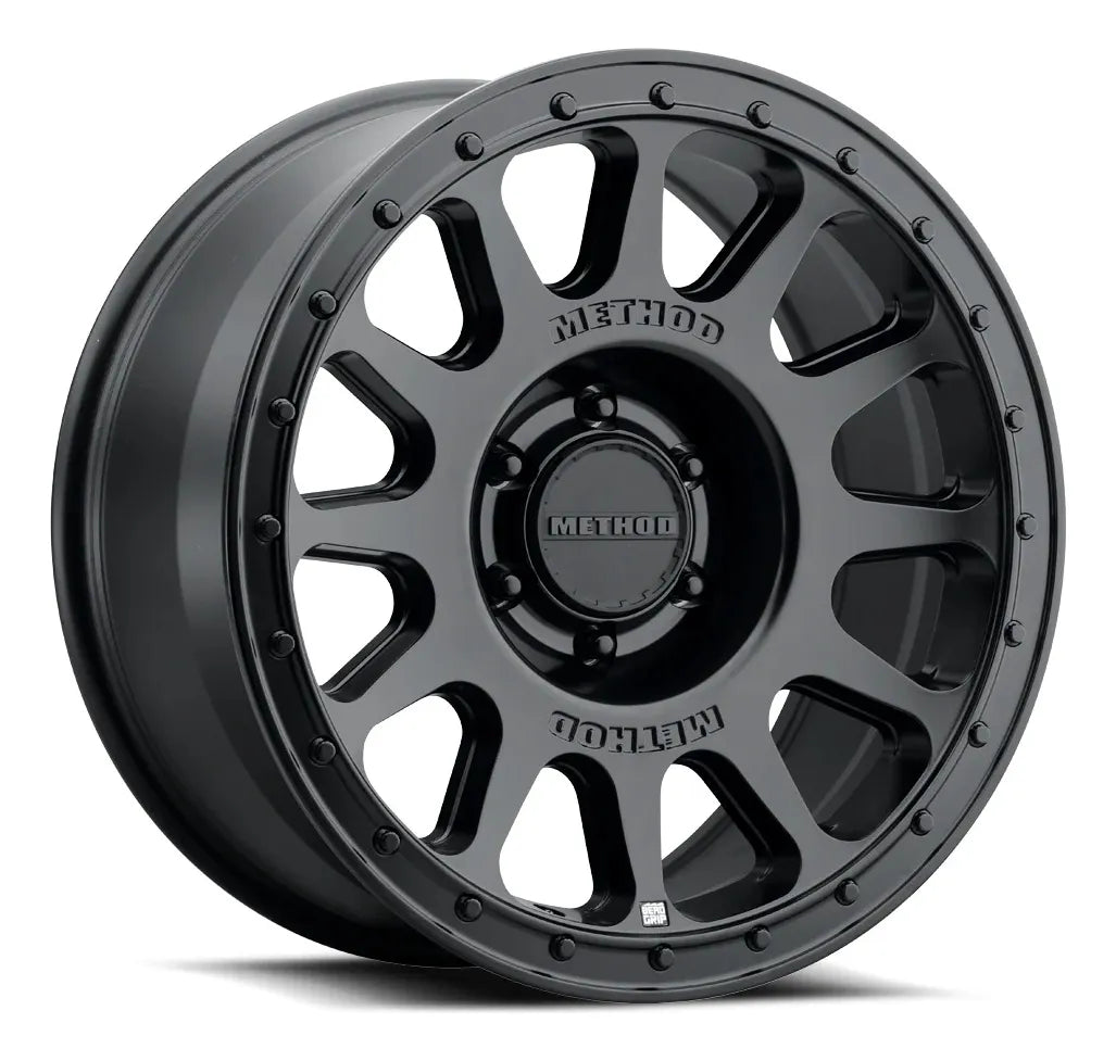Rin Method Mr709 17x8.5 6/139 Para Nissan Titan 2k04+