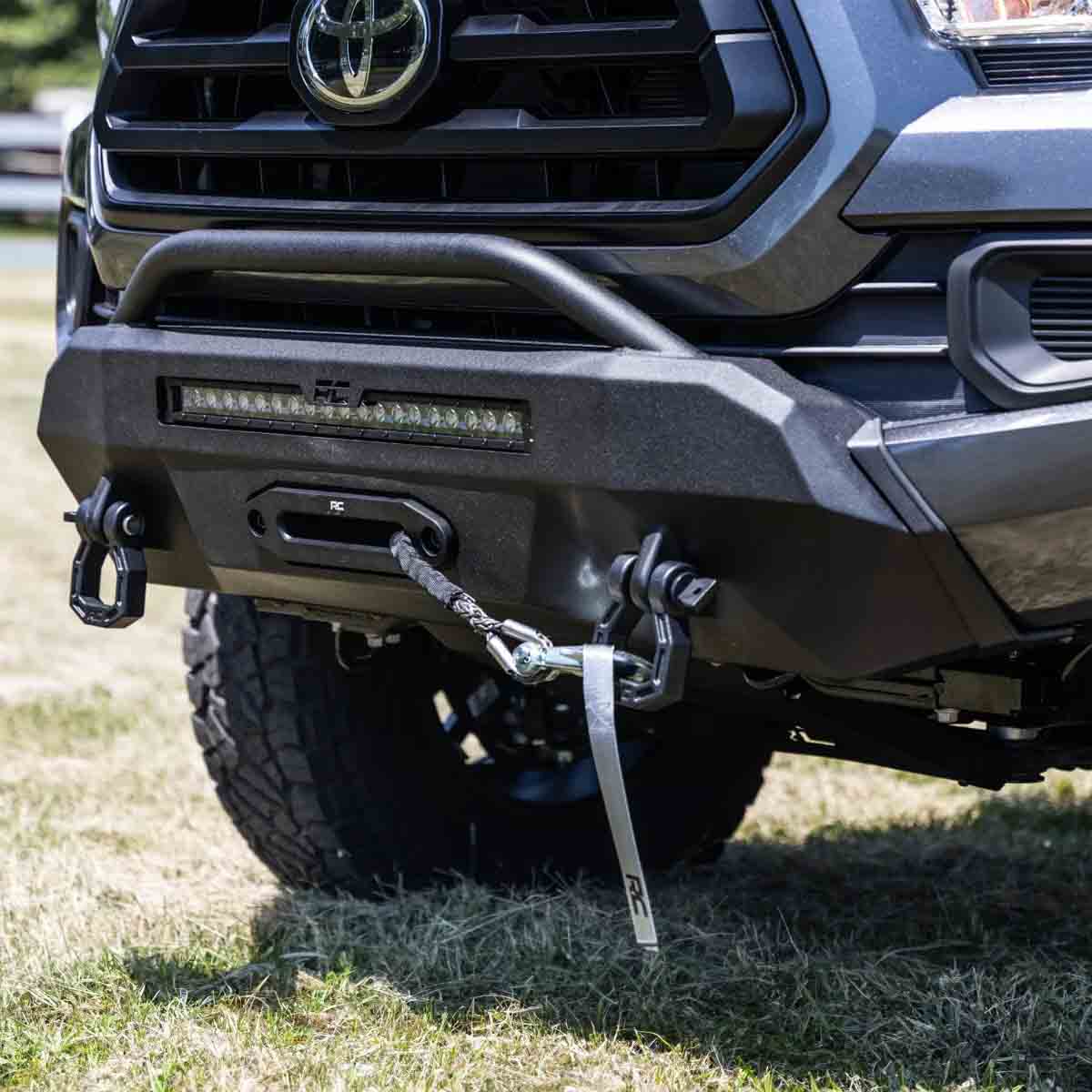 DEFENSA DELANTERA ROUGH COUNTRY PARA TOYOTA TACOMA 2WD/4WD (2016-2023)