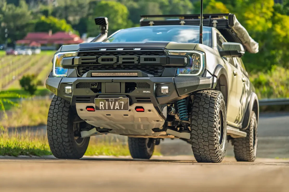 DEFENSA DELANTERA DE ALUMINIO CON PORTA WINCH RIVAL OFF ROAD SIN LED PARA RANGER RAPTOR 2022-2026