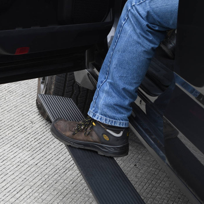ESTRIBOS ELECTRICOS GO RHINO PARA TOYOTA HILUX 16 - 23 NEGRGO TEXTURIZADO