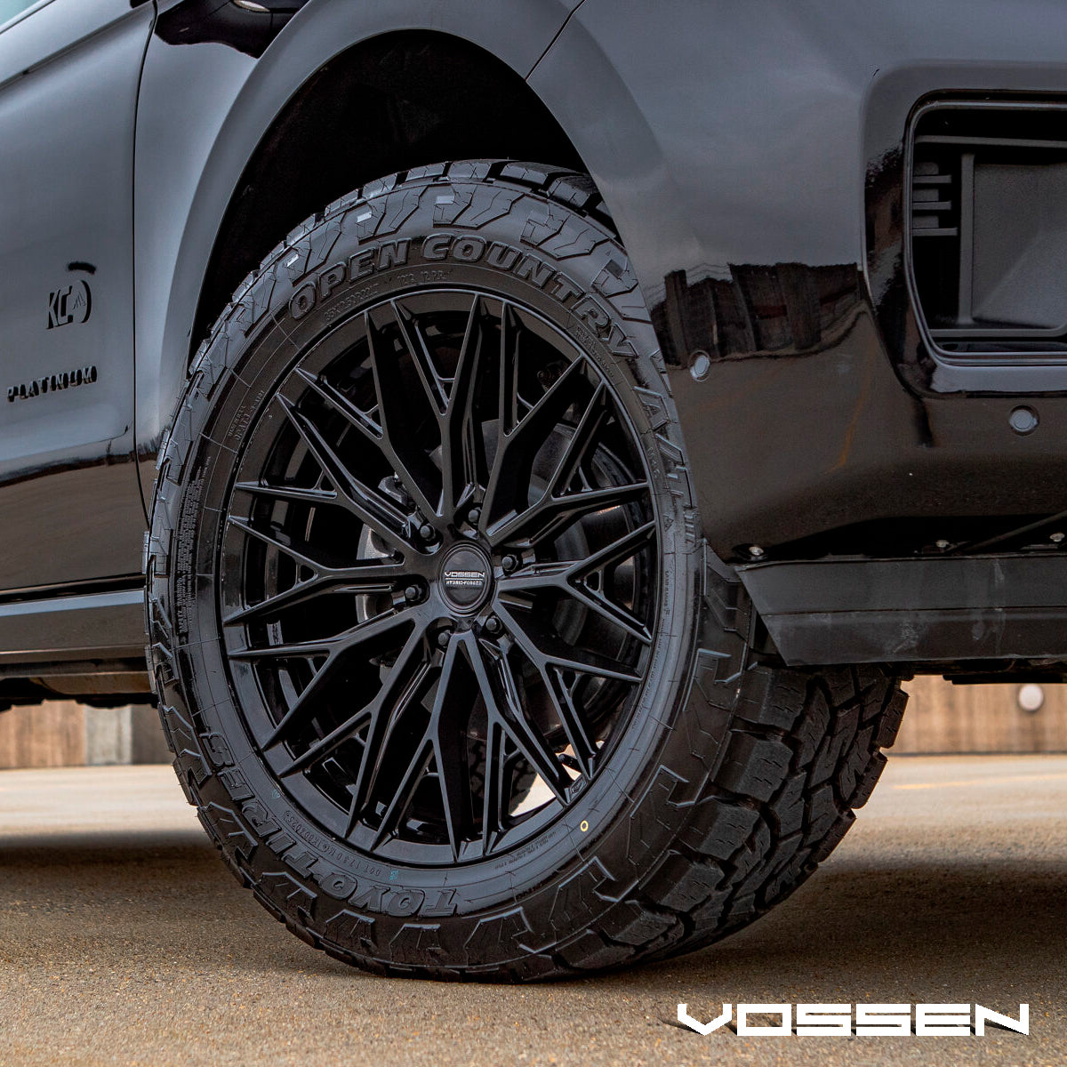 RIN VOSSEN 17X9 - 6X139.7 - ET0 - SUPER DEEP -  106.1 - GLOSS BLACK