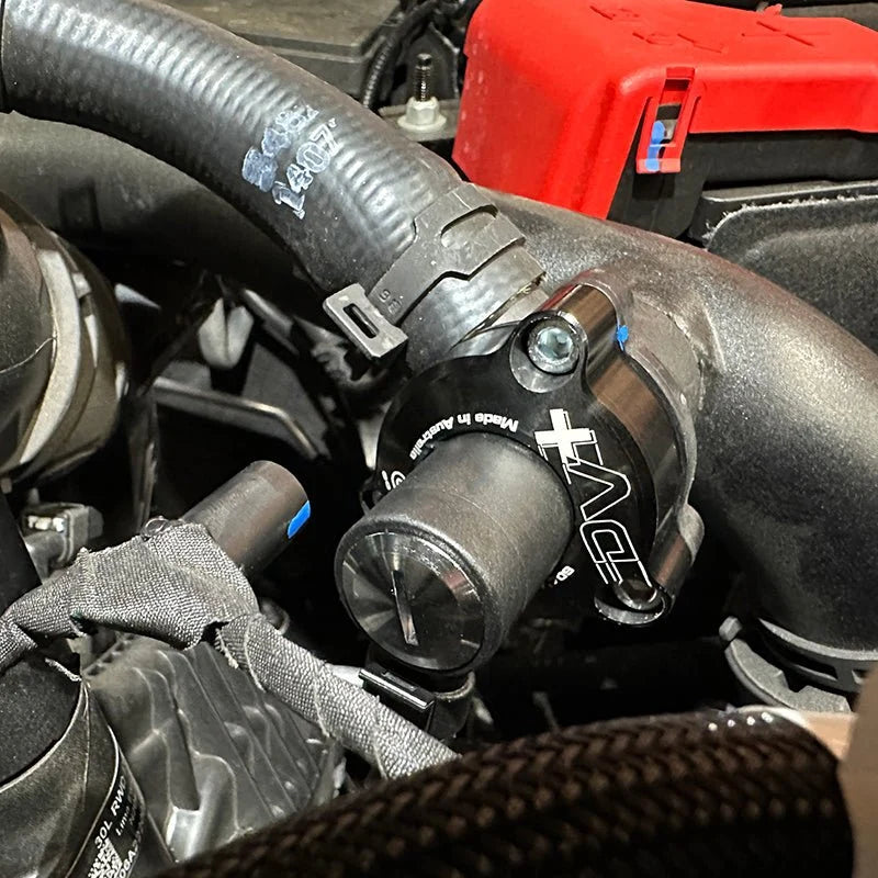 VALVULA DE ALIVIO DIVERTER VALVE DV+ 15-23 FORD MUSTANG 2.3L ECOBOOST/ 2023 FORD BRONCO RAPTOR/ RANGER RAPTOR 3.0L