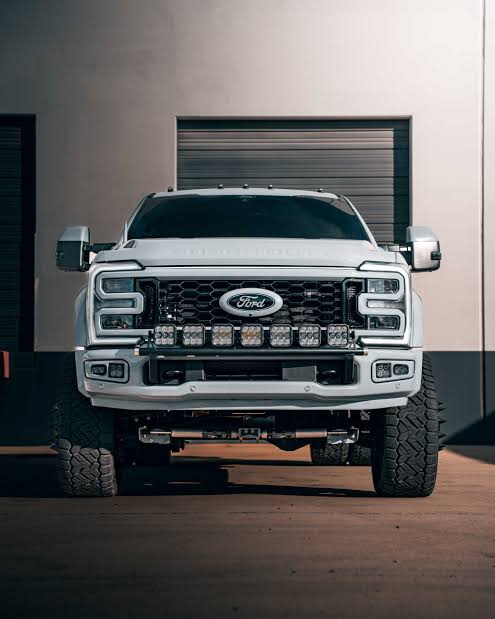 DEFENSA PARA 5 FAROS BUMPER WESTCOTT DESIGNS/ FORD F-250 SUPER DUTY 2023-2026
