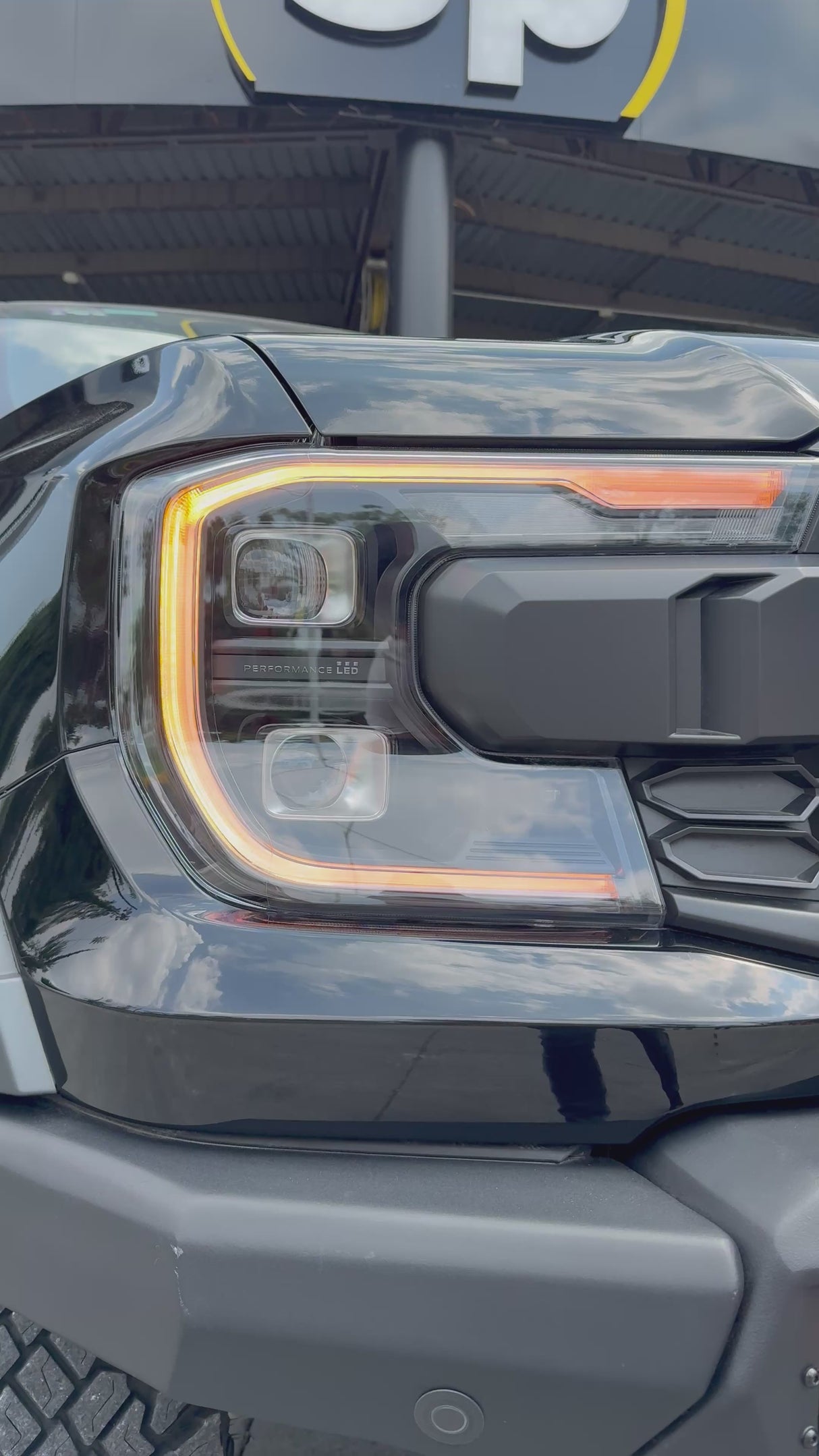 MODULO CHIP PARA FAROS PRINCIPALES FORD RANGER RAPTOR 23/2026 DE BLANCO DRL A AMBAR