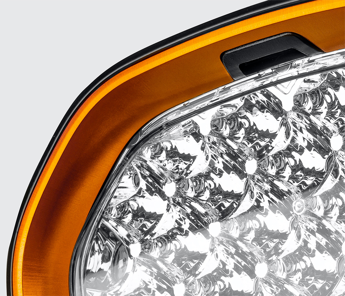 TYPE-X™ EVO 7 INCH FLOOD BEAM (SINGLE)