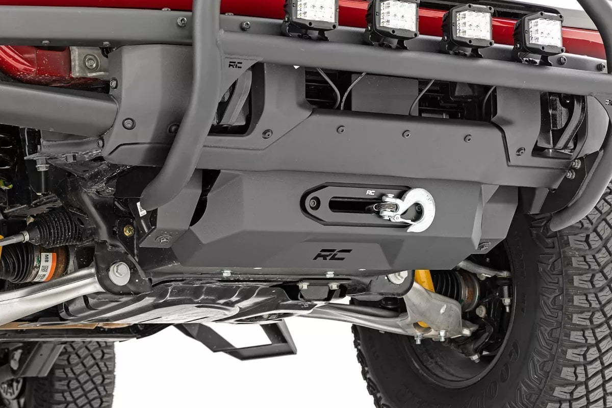 PLACA MONTAJE WINCH ROUGH COUNTRY FORD BRONCO 2021 A 2022