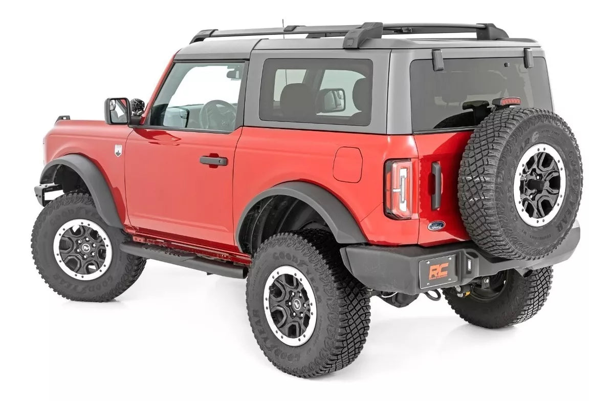 KIT ELEVACIÓN + HORQUILLAS 2.5IN ROUGH COUNTRY FORD BRONCO 2021 - 2023